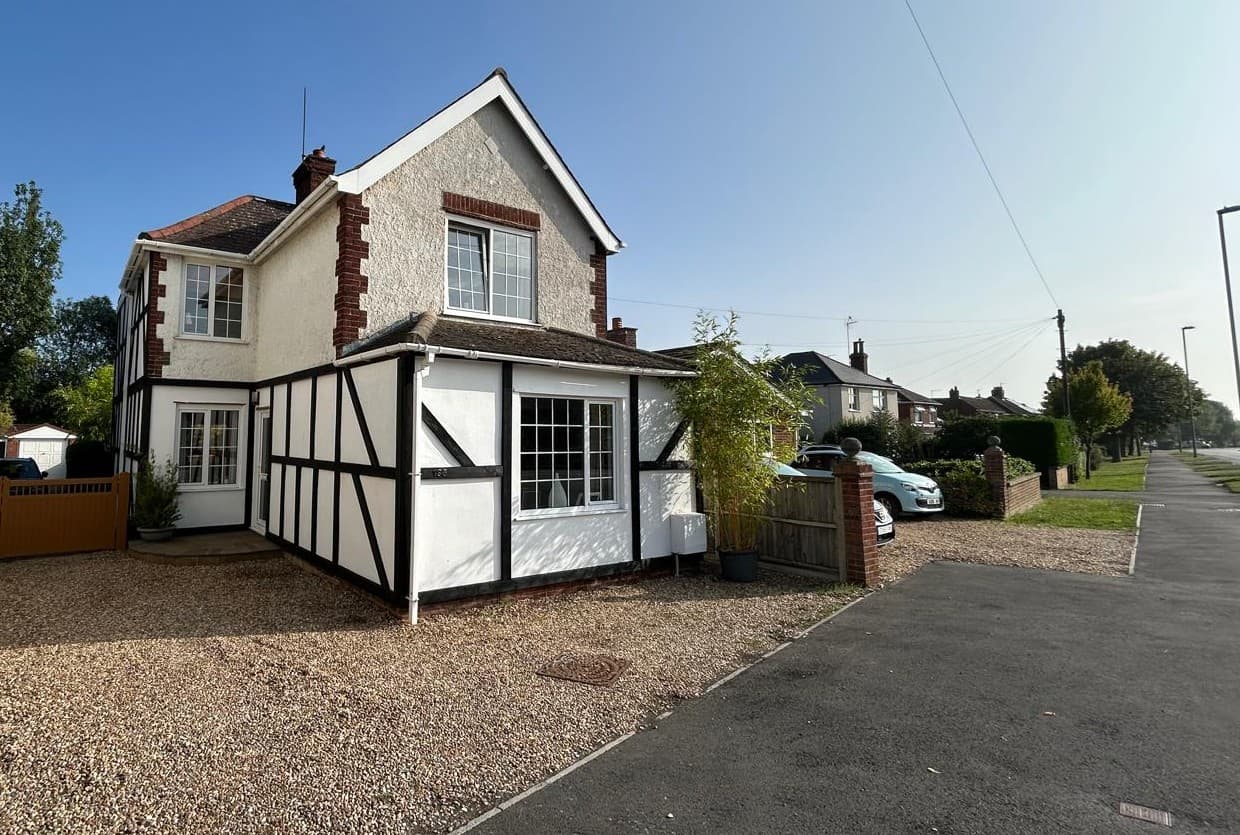 Broadway, Yaxley, Peterborough, Peterborough, PE7 3NT