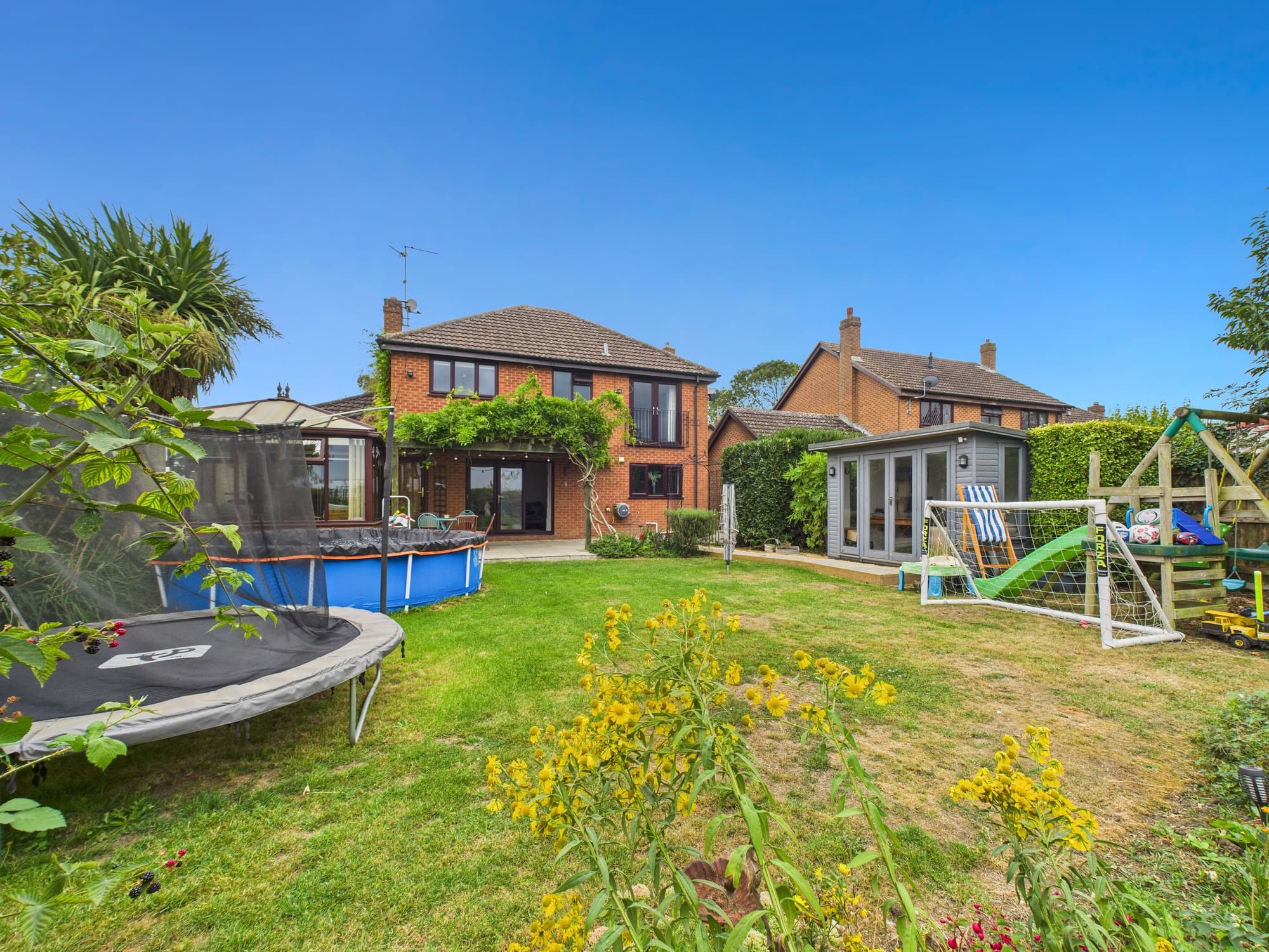 Tudor Place London Road, Yaxley, Peterborough, Peterborough, PE7 3HU