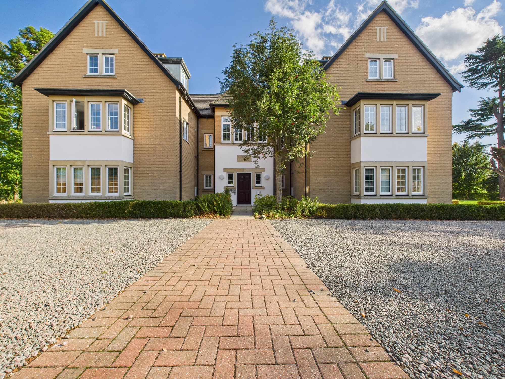 Apartment 4, Spinney House, Peterborough, 52 Chapel Street, PE7 3LN