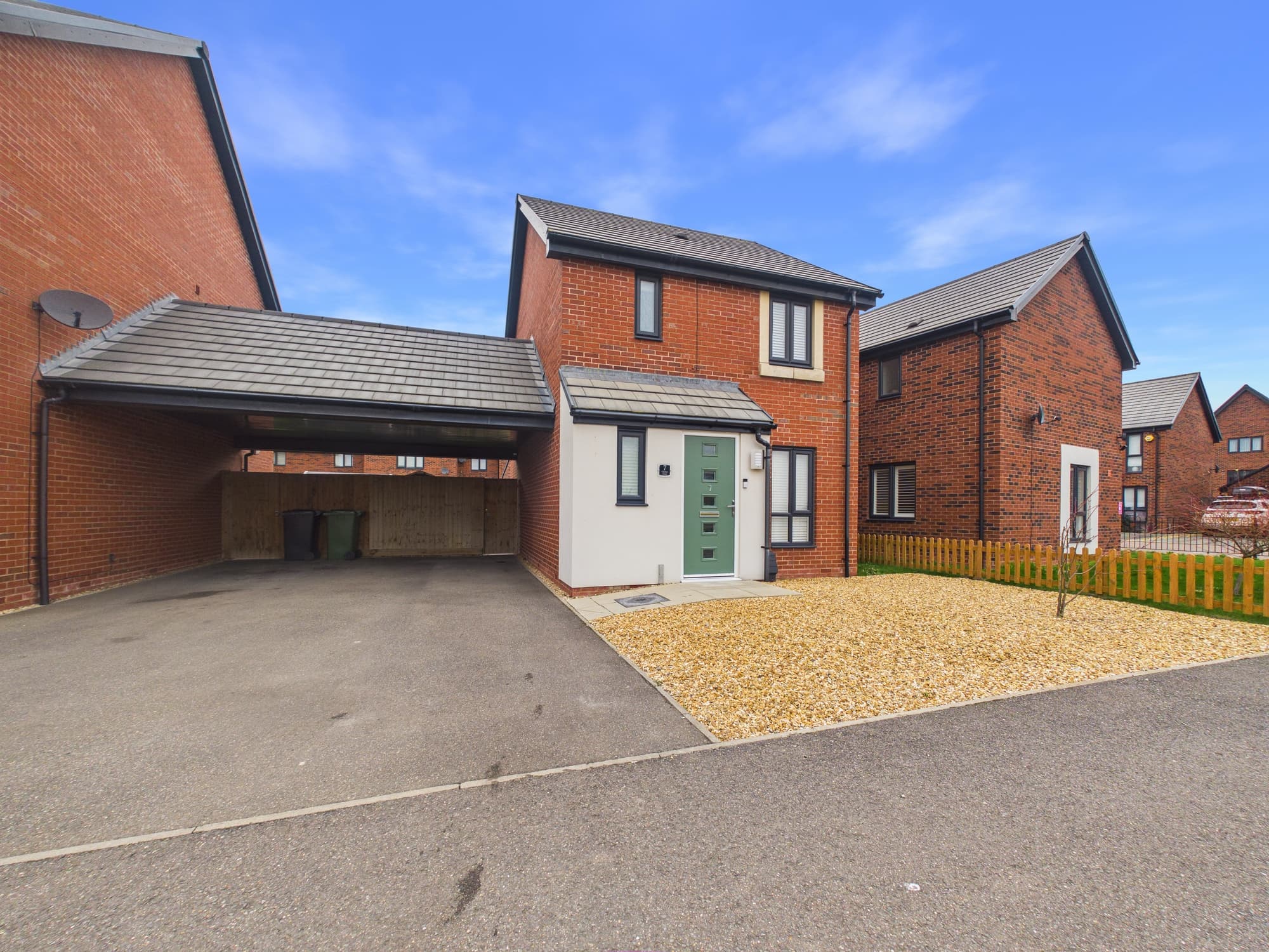 Chalice Close, Hampton Gardens, Peterborough, Peterborough, PE7 8RL