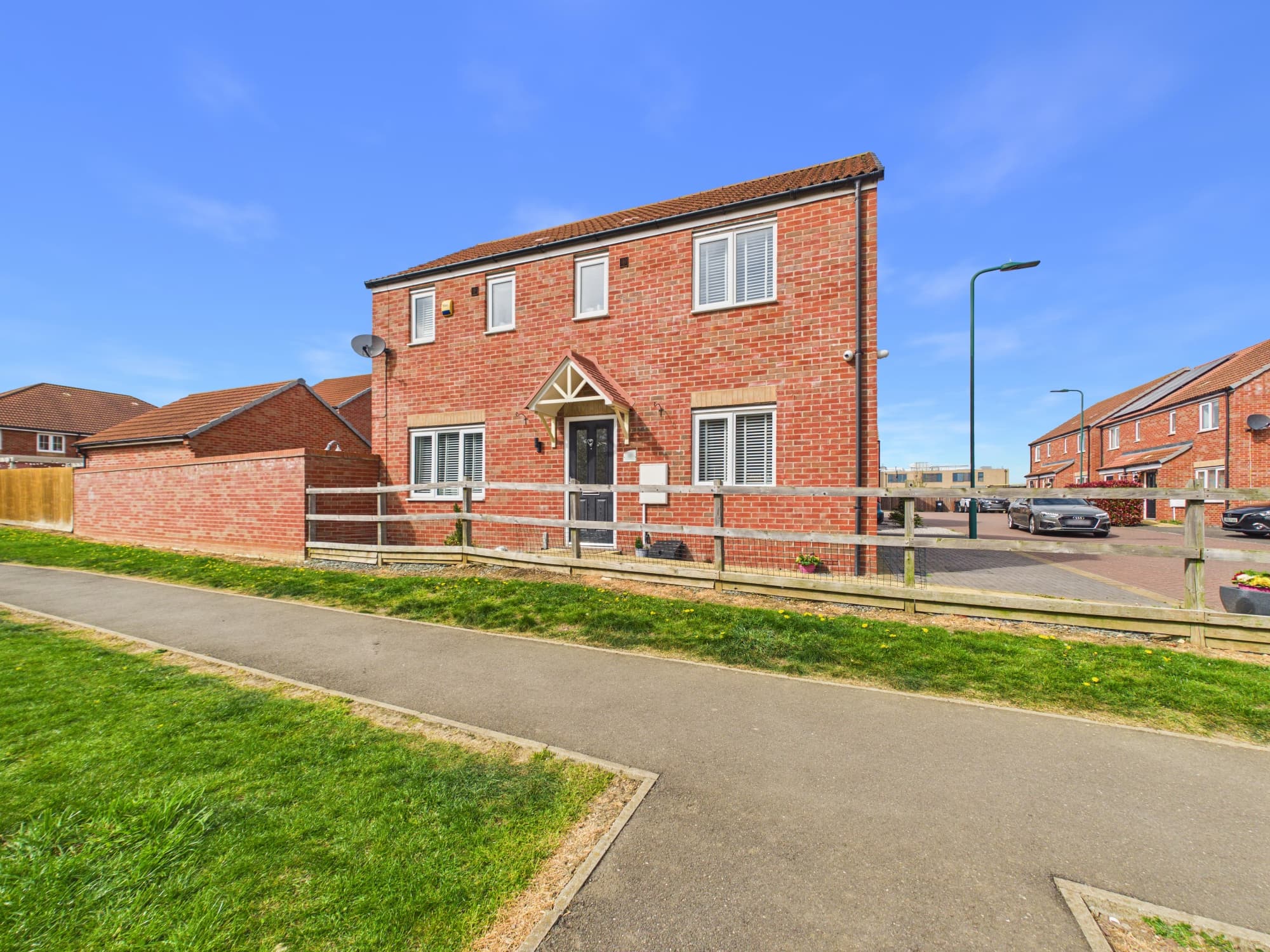 Daphne Grove, Peterborough, Peterborough, PE2 8SE