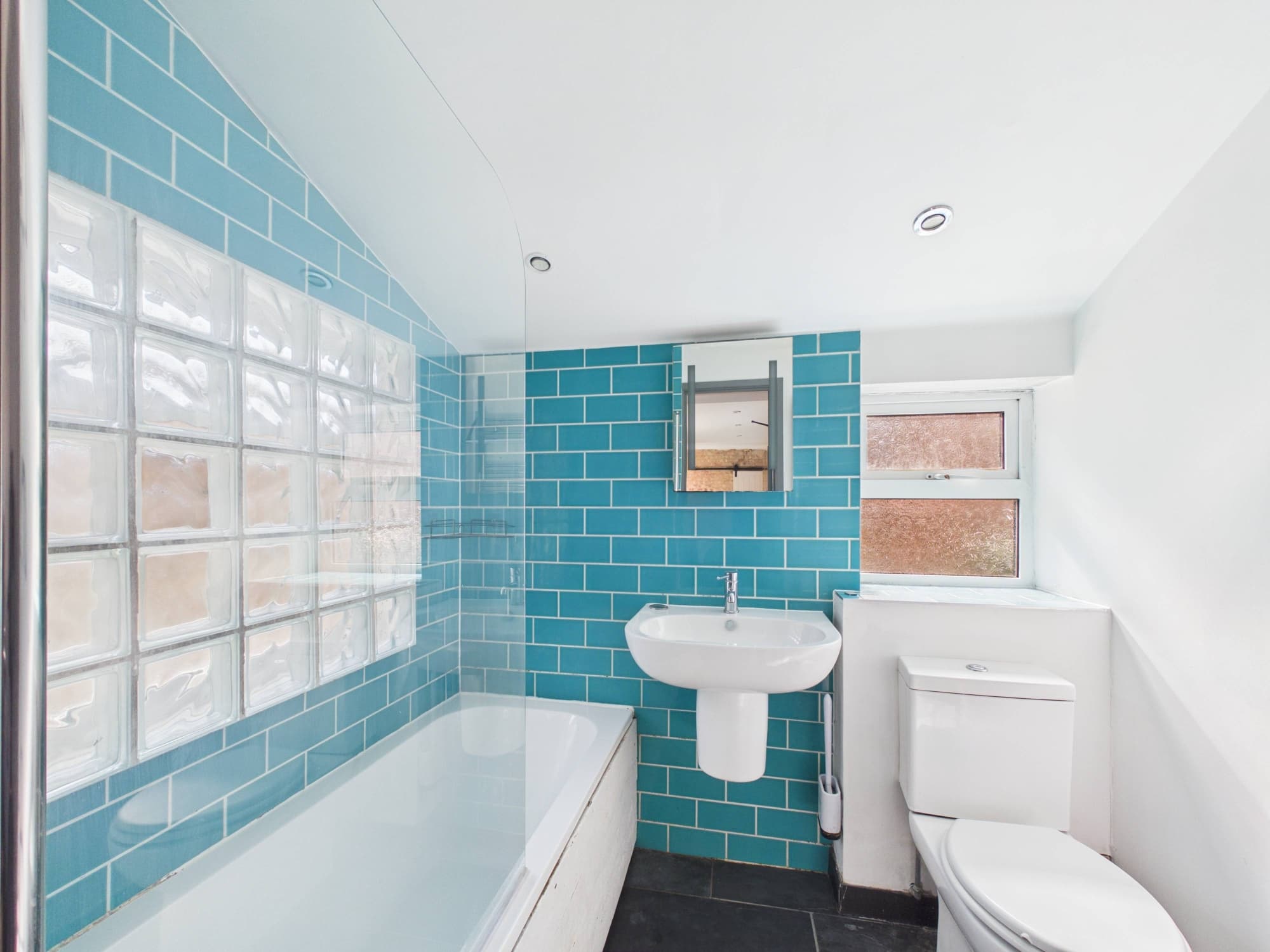 Fletton Avenue, Peterborough, Peterborough, PE2 8DE