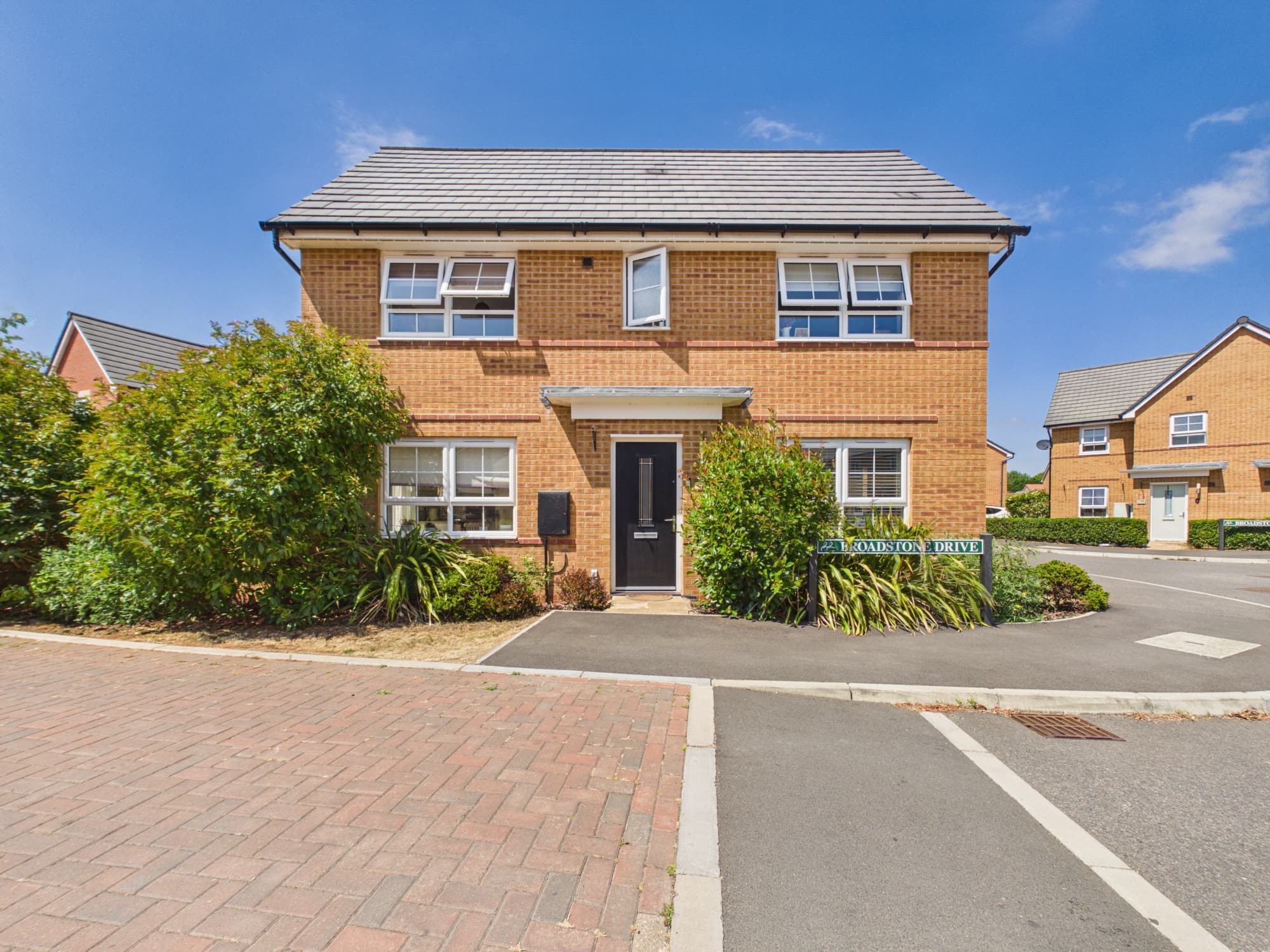 Broadstone Drive, Hampton Water, Peterborough, Peterborough, PE7 8QS