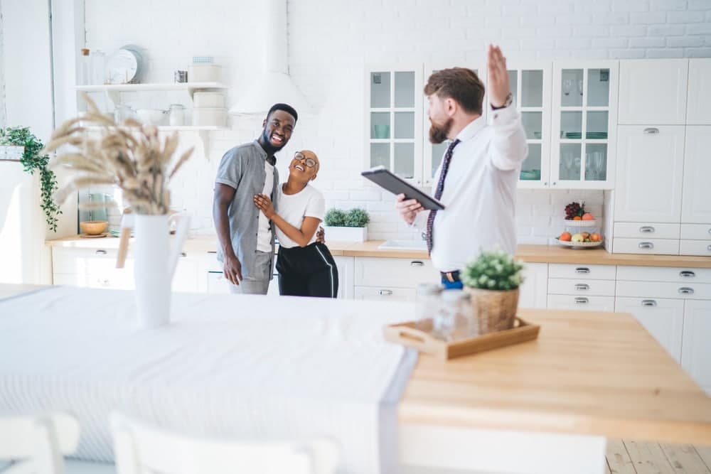 05. INTEREST & VIEWINGS