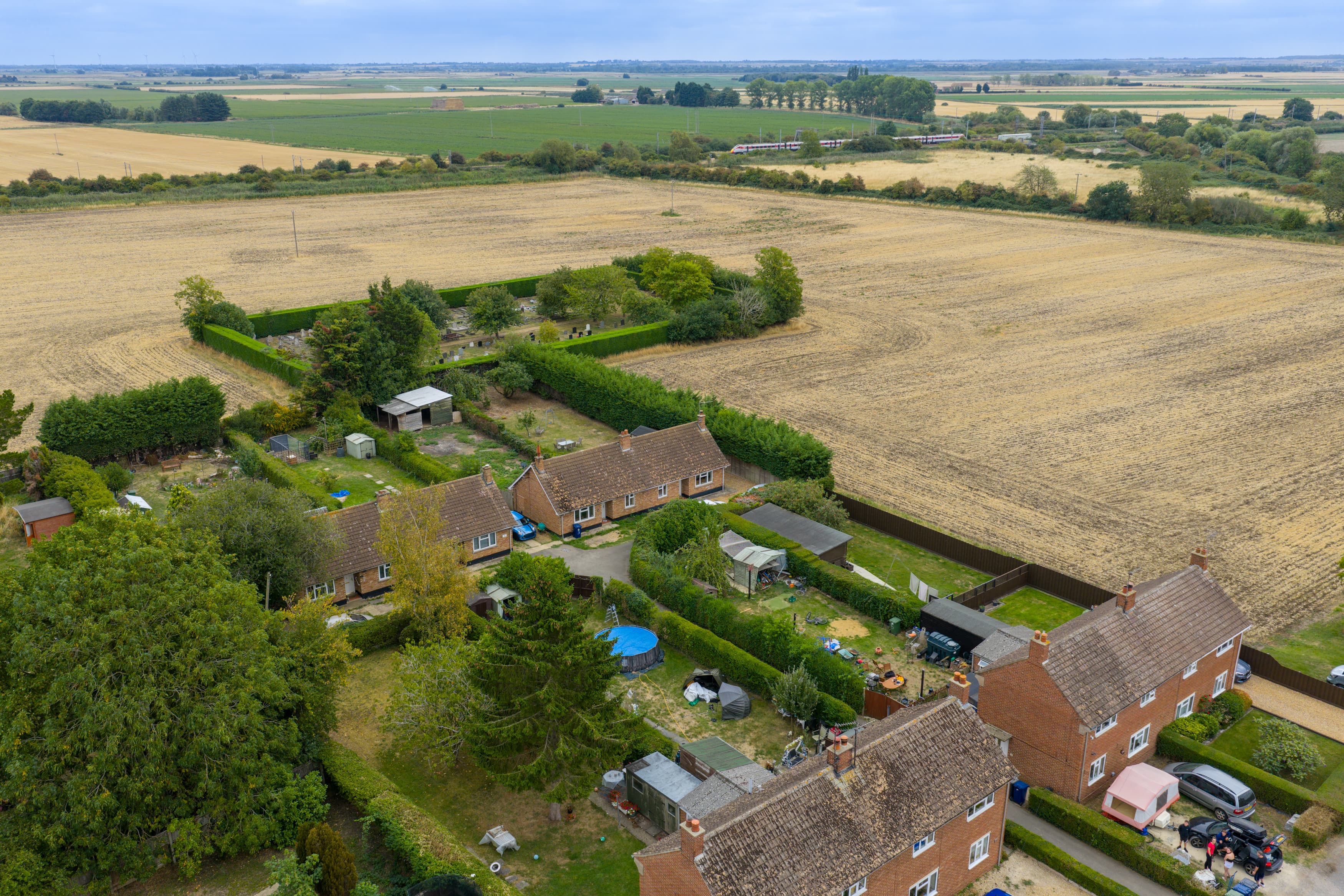 Pingle Bank, Holme, Peterborough, Peterborough, PE7 3PJ