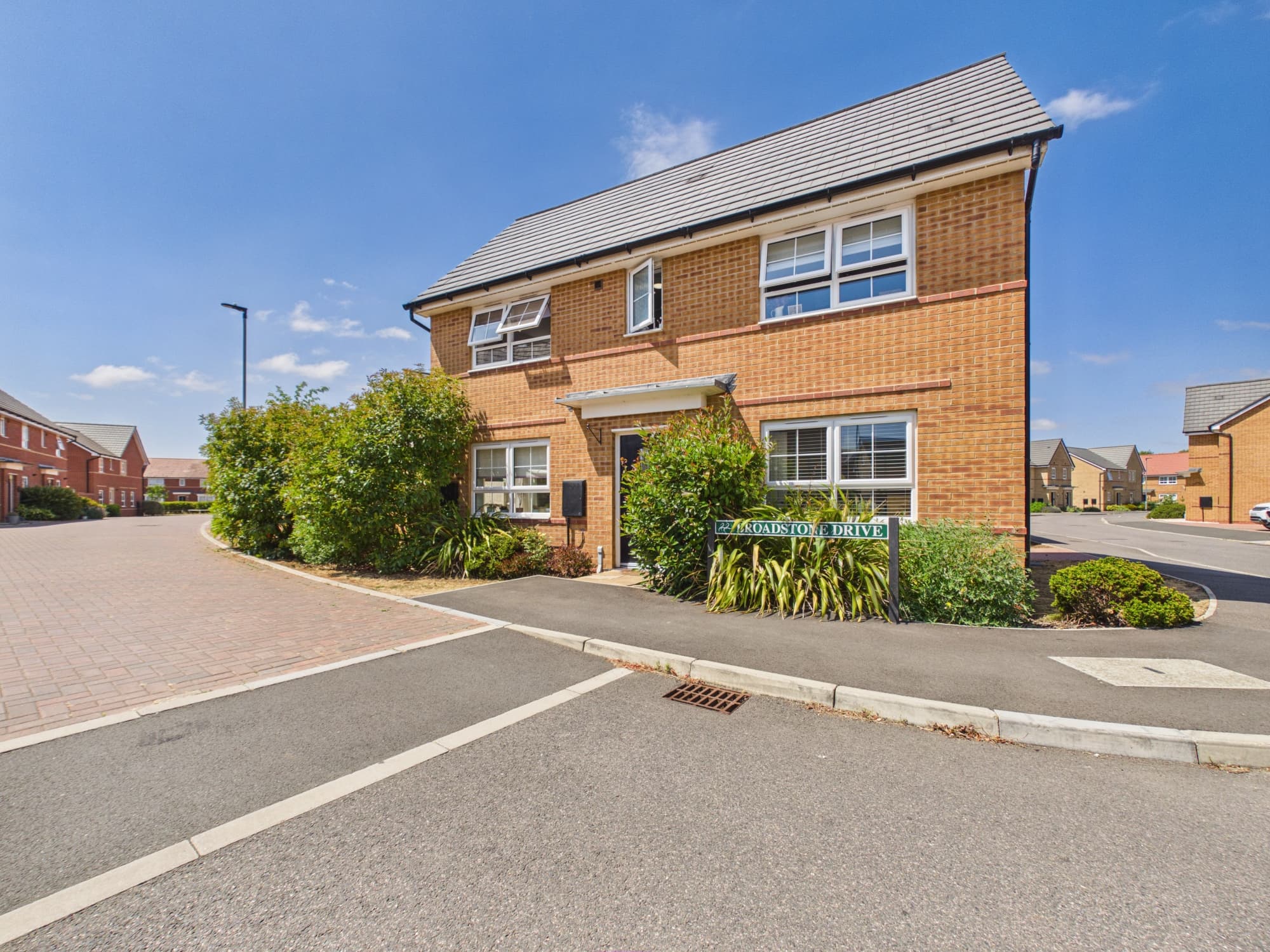Broadstone Drive, Hampton Water, Peterborough, Peterborough, PE7 8QS